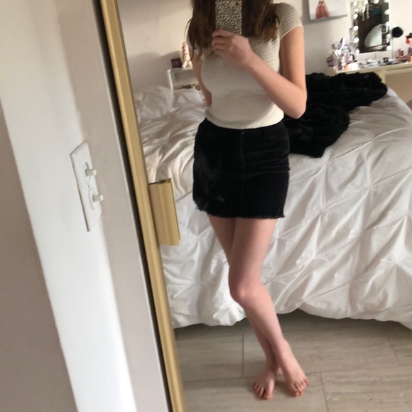 Brandy Melville Black Corduroy Skirt - Picture 3 of 4